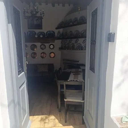 Just Another بيت للعطل سكيروس